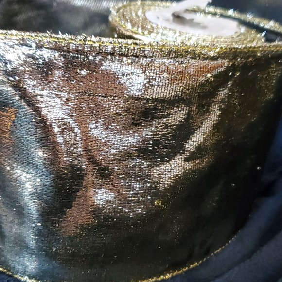 Gold - Vintage Crushed Velvet Wired-Edge Ribbon - 3 7/8" x 7.5 yards - Picture 9 of 9